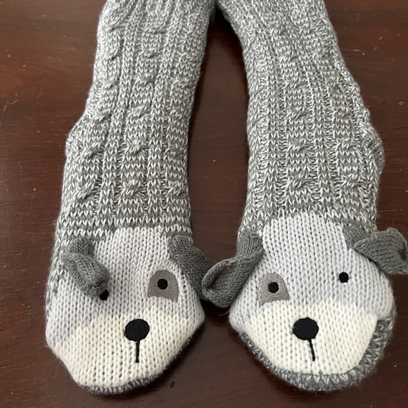 Jane and Bleecker Plushfill Slipper Socks | gray/white | size 4-10 - Picture 5 of 8